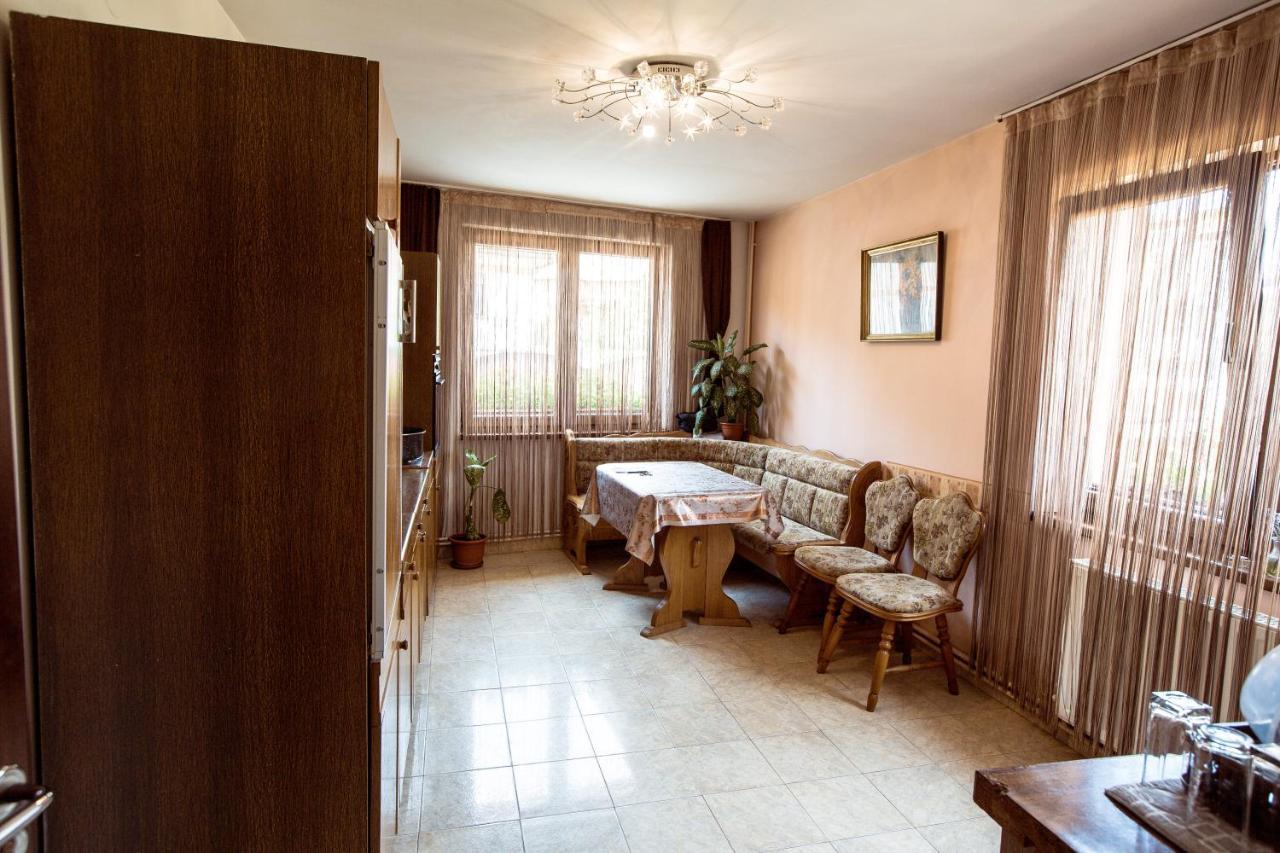 Pensiunea Beltina Rasinari Bagian luar foto